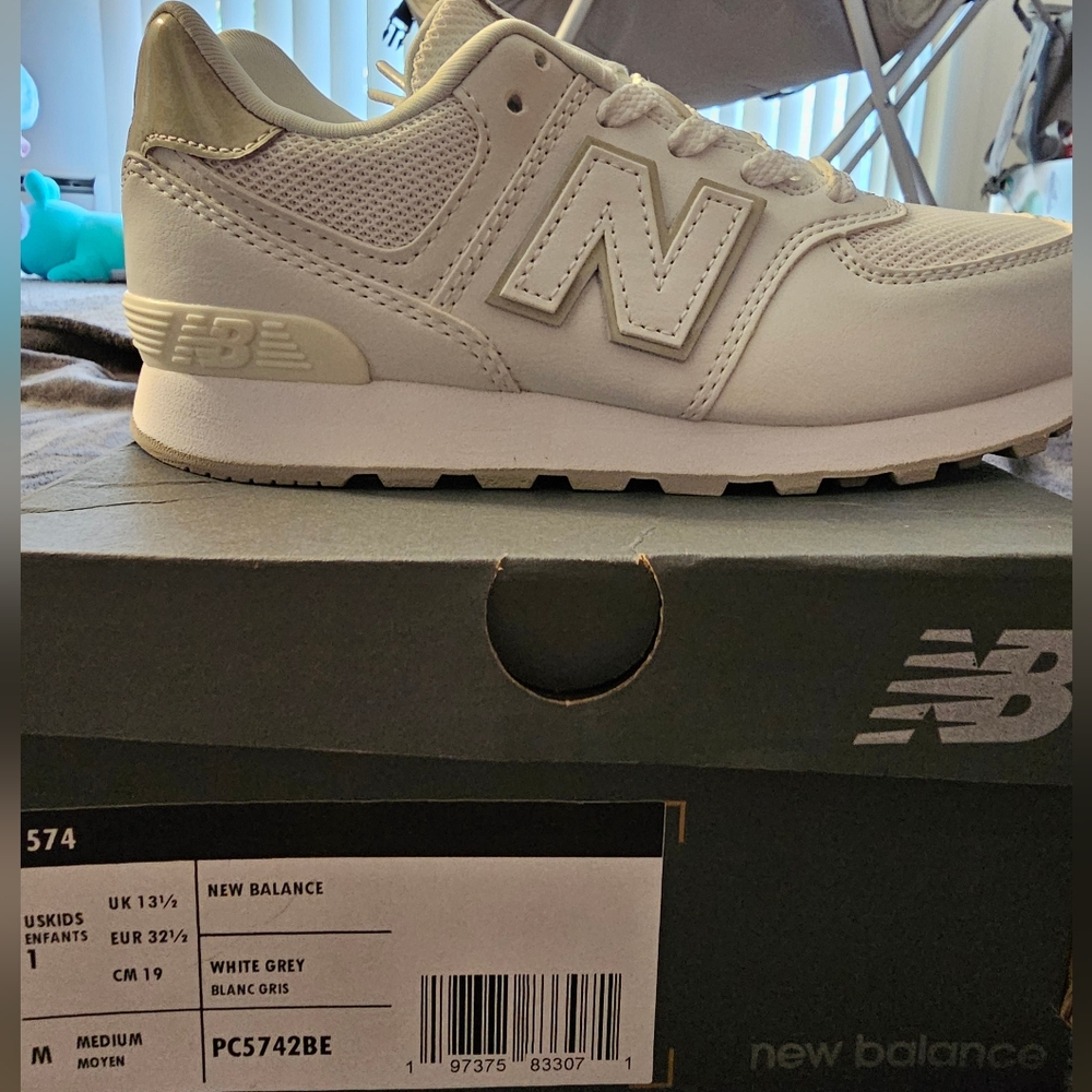 Kids (Unisex) New Balance 574